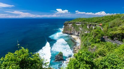Храмот Uluwatu, плажата Меласти & традиционален Кечак танц