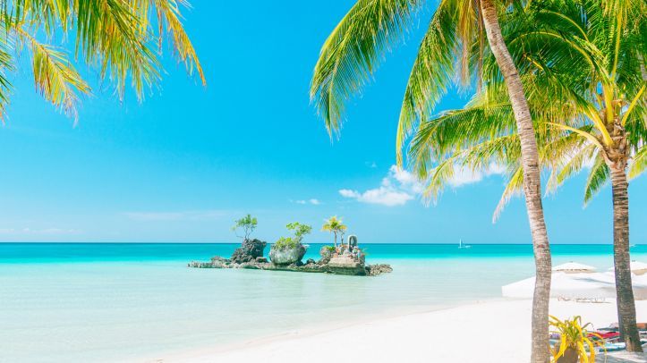 Прошетка низ островот Боракај