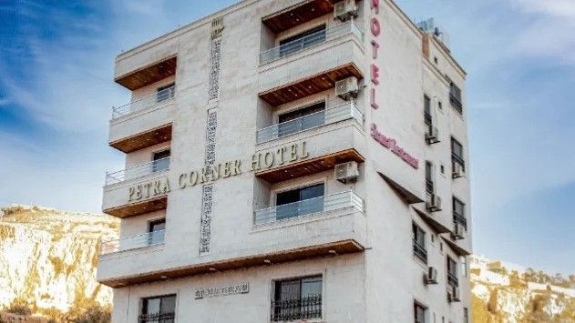 Petra Corner Hotel