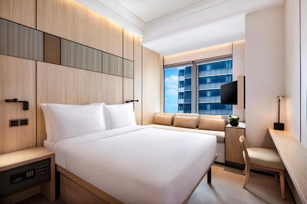 Harbour Plaza Metropolitan Hotel 4* 