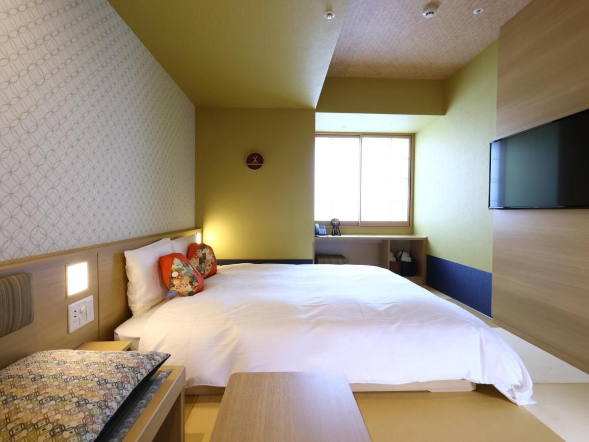 Хотел со 2*/3* во Осака